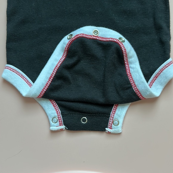 RAJUN CAJUNS of University of Louisiana at Lafayette logo onesie 0-3 months - Picture 4 of 13